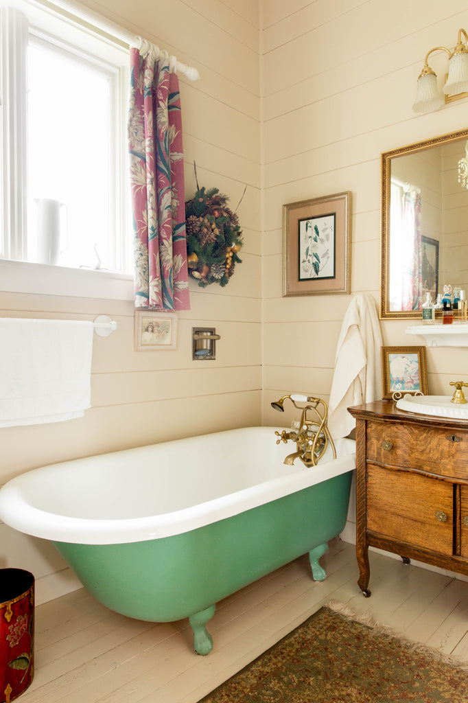 Small Space Décor