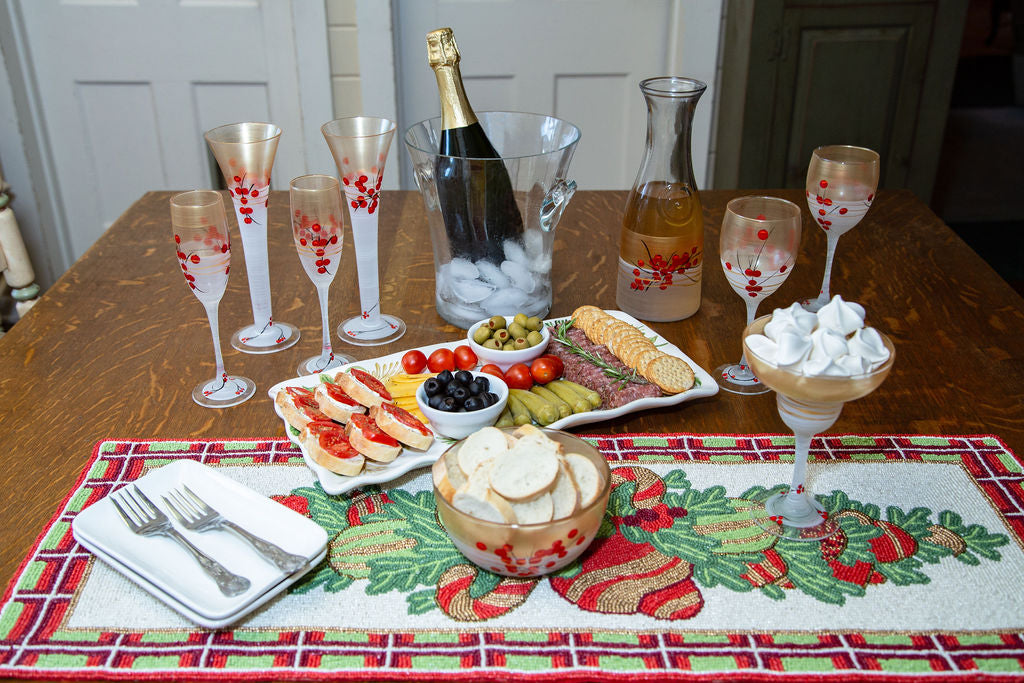 Run Away with Table Décor