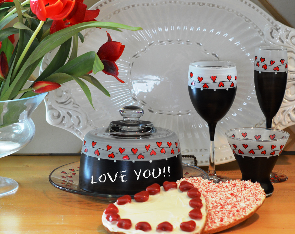Parisian L'Amour Cheese Dome - Golden Hill Studio