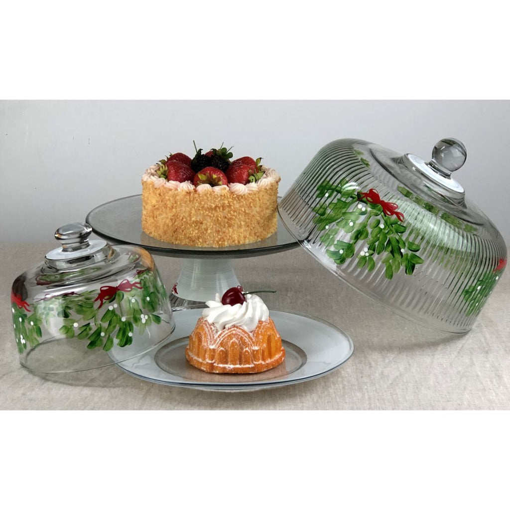 Mistletoe Love Cake Dome - Golden Hill Studio